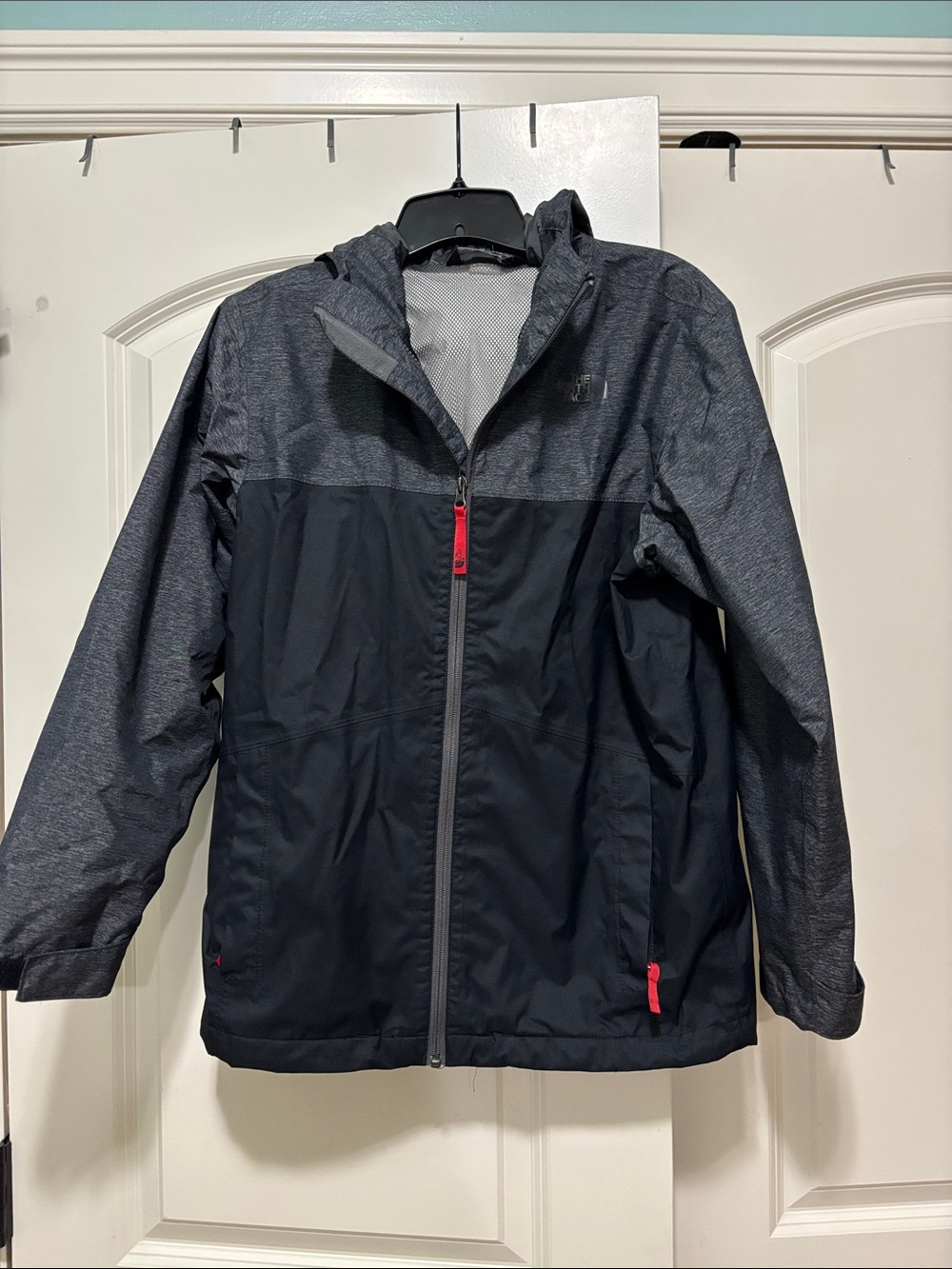 North Face Kids Two-Tone Hooded Rain Jacket - Black/Gray